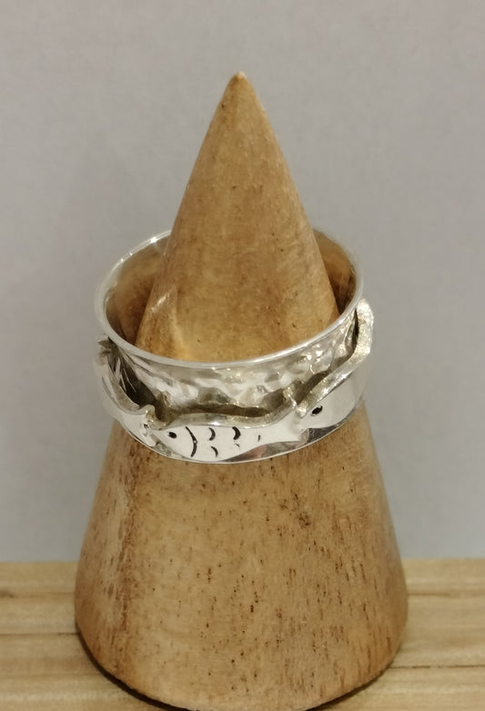 Fish Spinning Ring - A13
