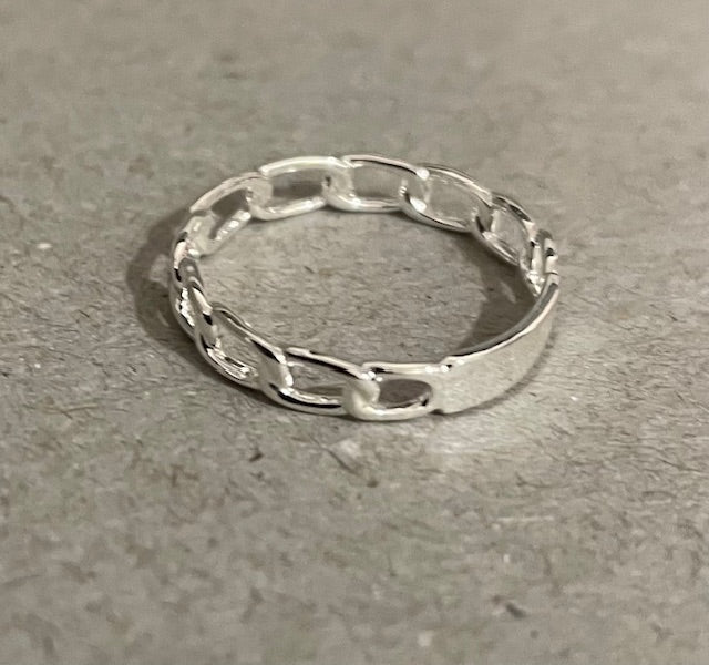 STK99 silver Flat Chain Stacking ring - Q