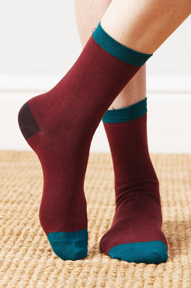 Socks & Bags by Nomads Womens