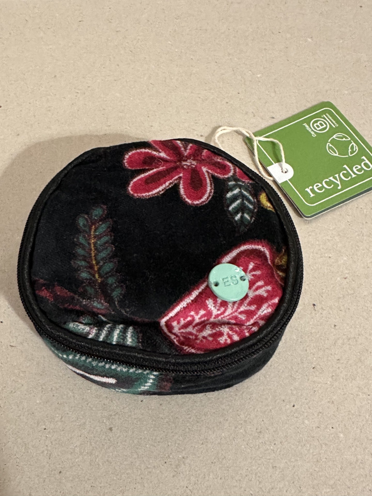 Botanical Velvet Jewellery Pouch and Roll from Earth Squared