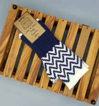 Load image into Gallery viewer, Jess &amp; Lou Gloves