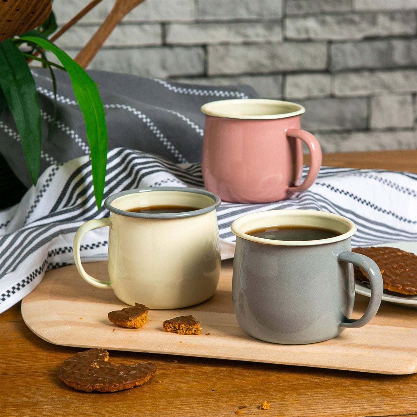 Argon Tableware Coloured Enamel Belly Mug - 375ml - Cream
