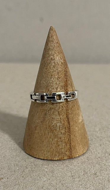 Georgie Chain Silver Stacking Ring