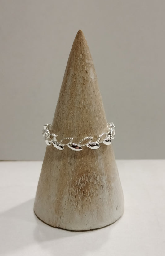 Marlene Leaf Ring