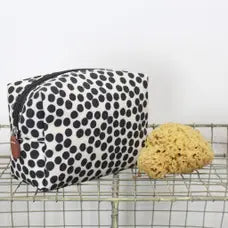Black & White Wash bags